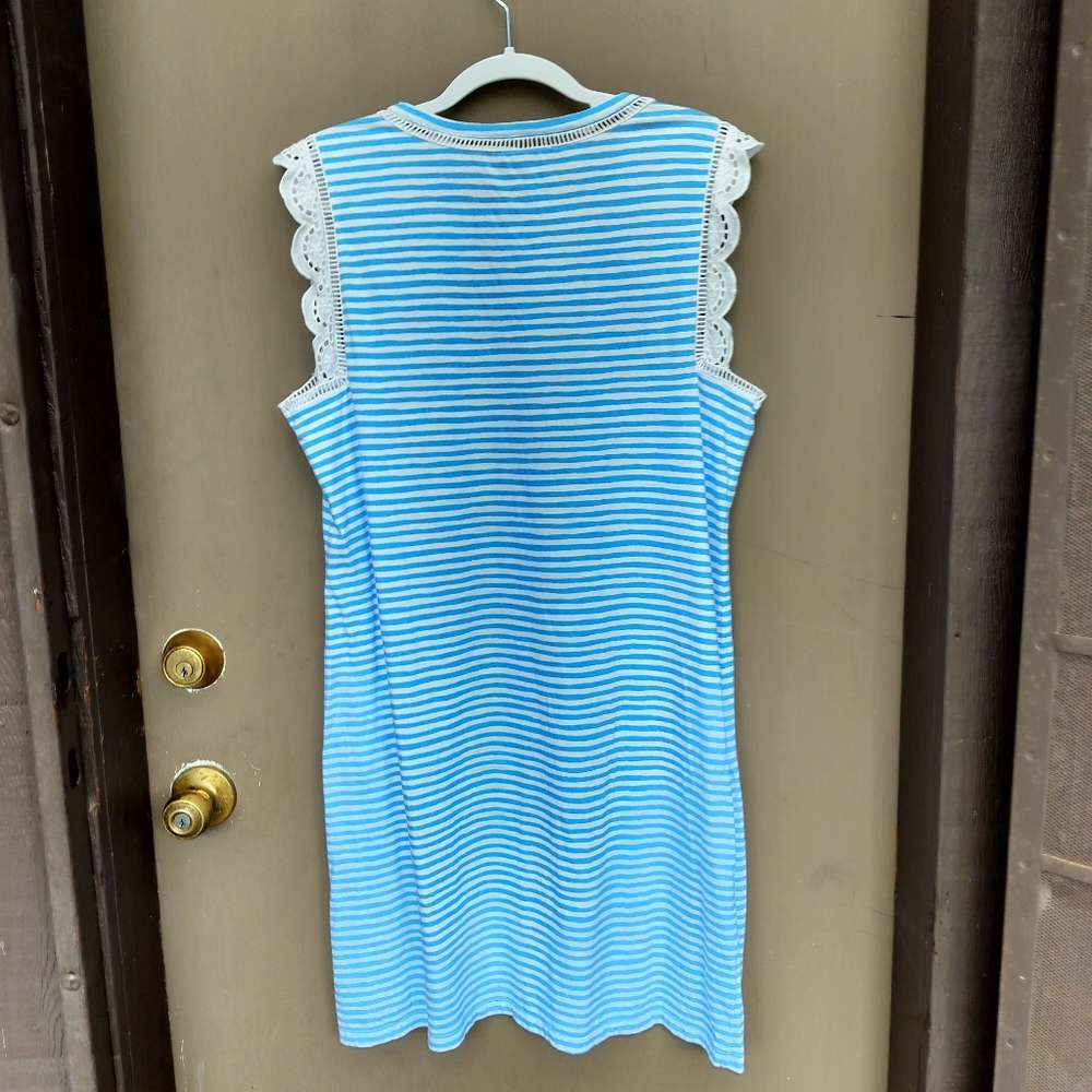 Lilly Pulitzer Blue and White Striped Sleeveless Cotton Dress with Lace Trim - Picture 8 of 8